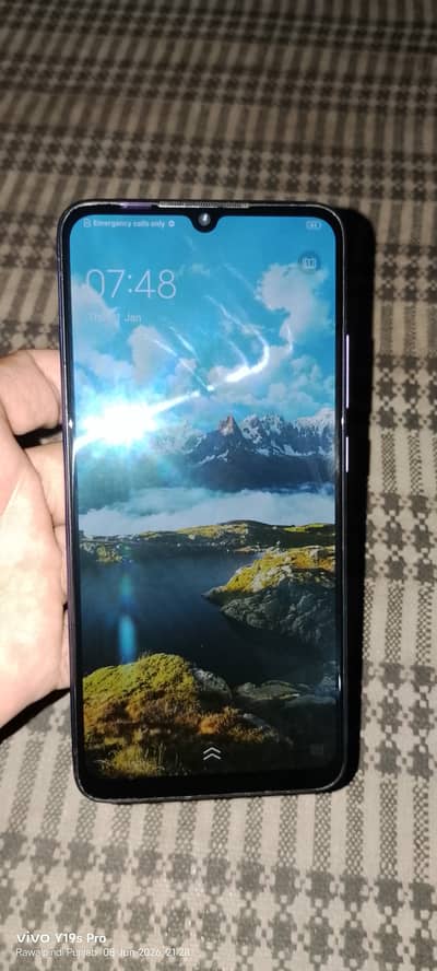 Vivo Y51