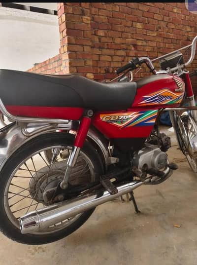 Honda 70 CD bike