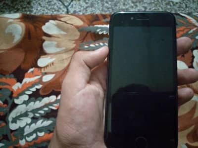 Apple iPhone 8