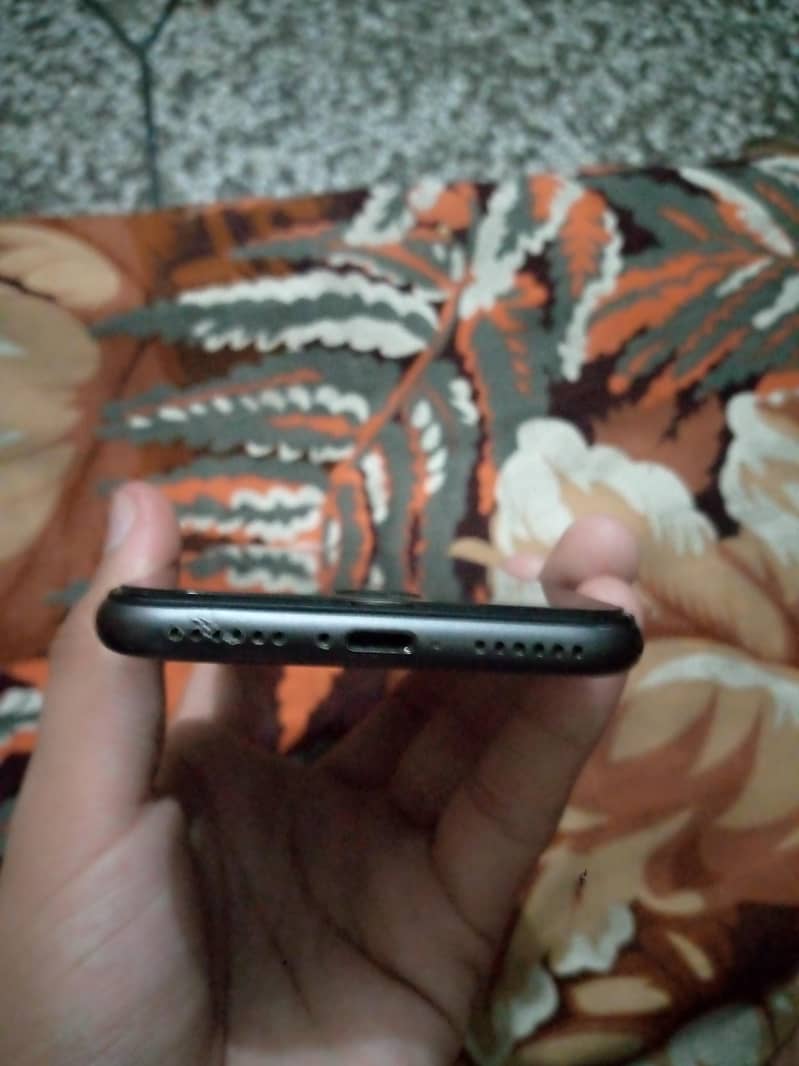 Apple iPhone 8 2