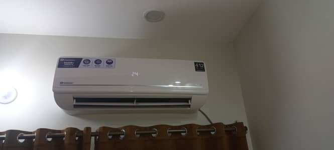 Dawlance suave + brand new 1.5 ton invertor split ac .