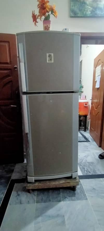 Dawlance fridge for sale