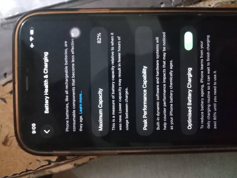 Apple iPhone 11 0