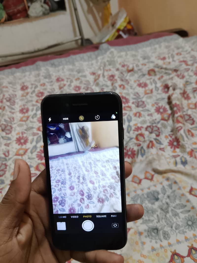 Apple iPhone 7 7