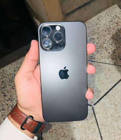 Apple iPhone 16 Pro Max