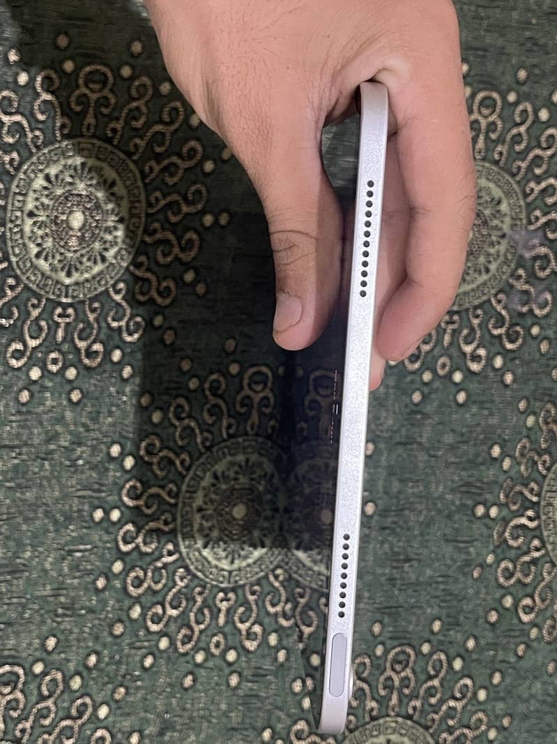 Ipad 11 (A16) 3