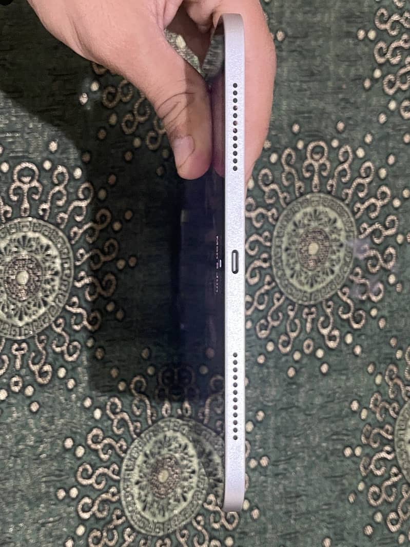 Ipad 11 (A16) 4