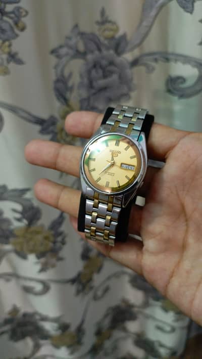 Seiko 190609 water resistant japan R 7009-821J A1 golden Dial 17 Jewel