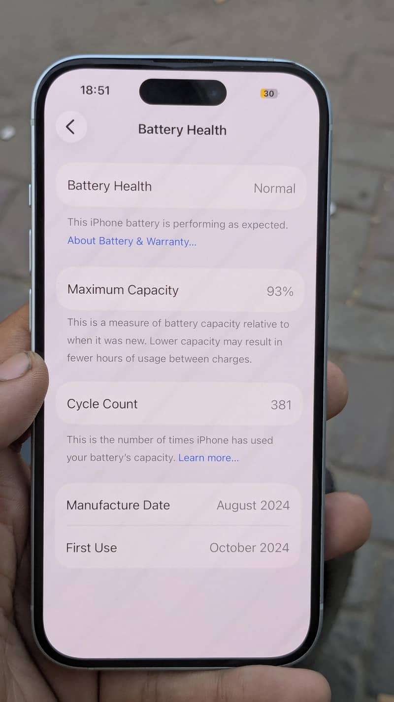 Apple iPhone 15 9