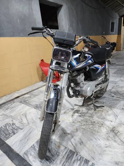 Honda 125 2025 Black Color
