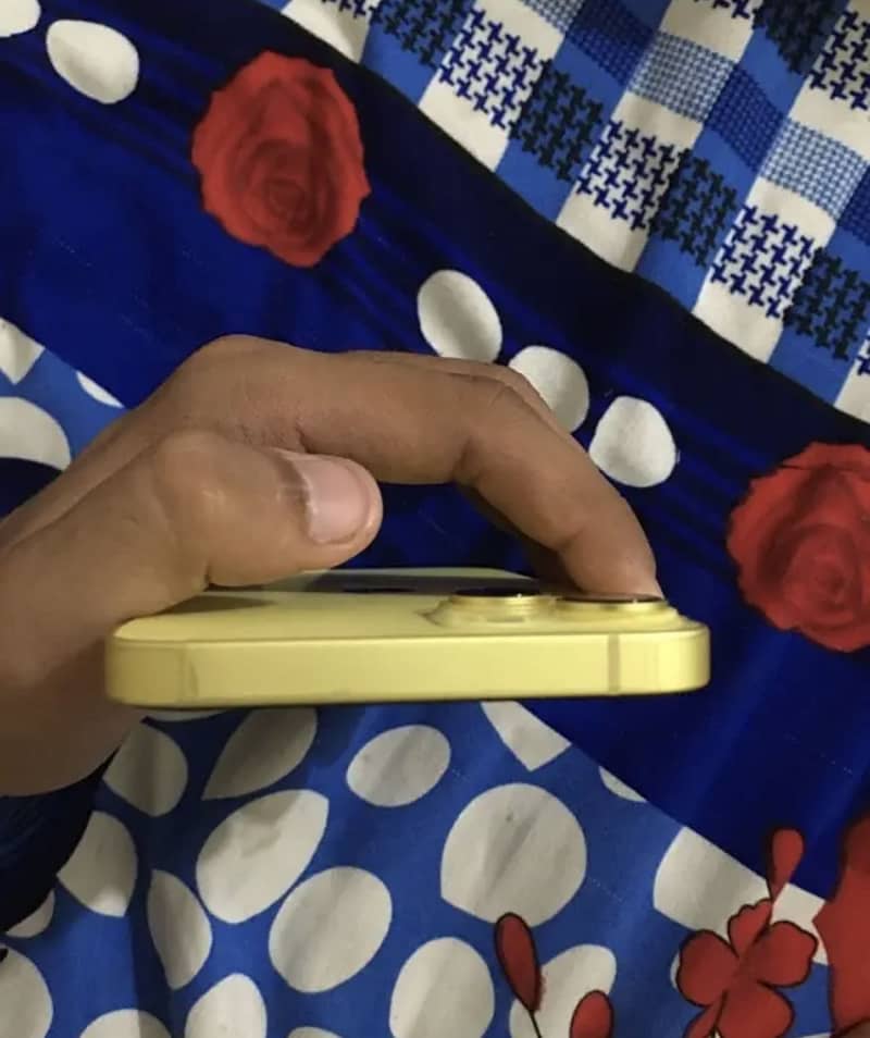 Apple iPhone 14 plus 3