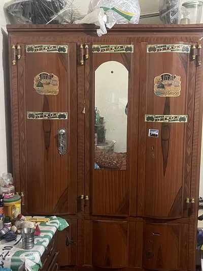 Safa almari 3 door