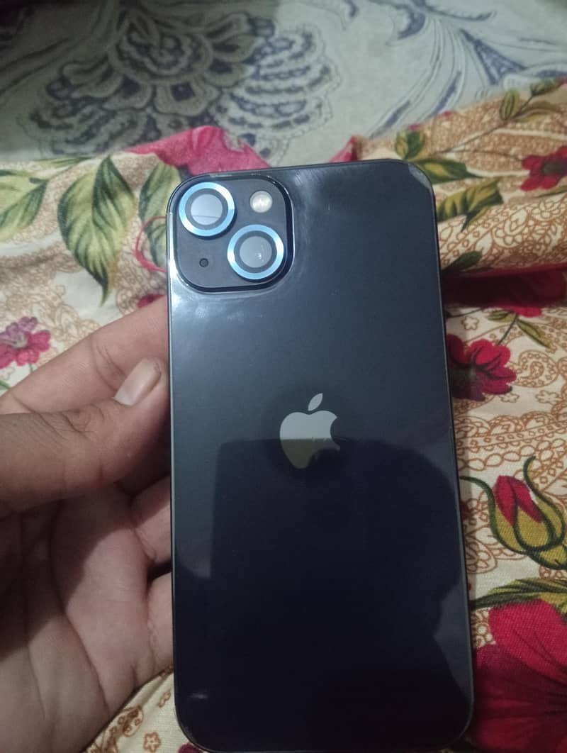 Apple iPhone 13 5