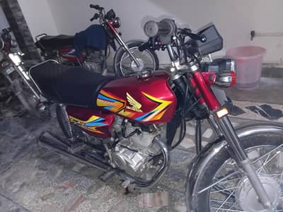 Honda 125 For All Oky Hai. 10/10 Tanki Tapay Change hai Baki All Oky ha