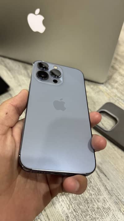 Apple iPhone 13 Pro