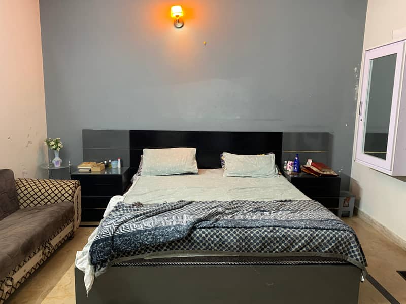 Double Bed with Side Tables 0