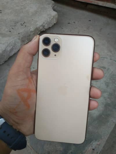 I phon 11 pro max non pta.  03044439015 whstapp