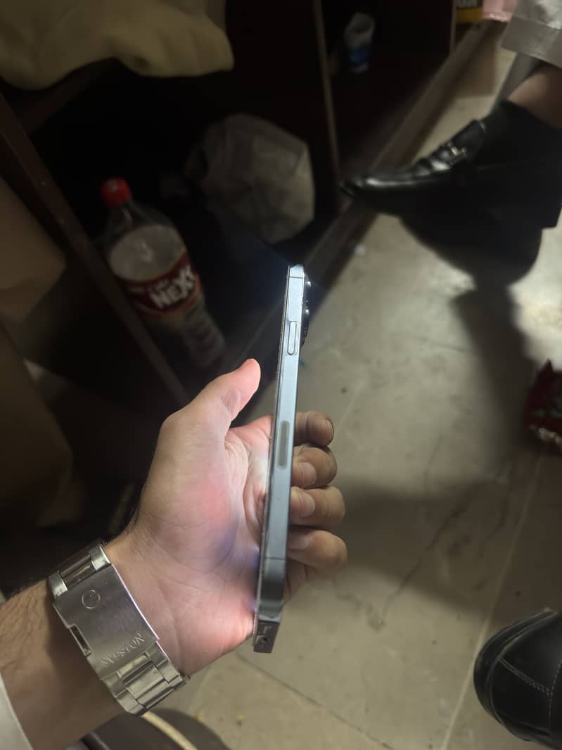 iPhone 13 Pro Max 3