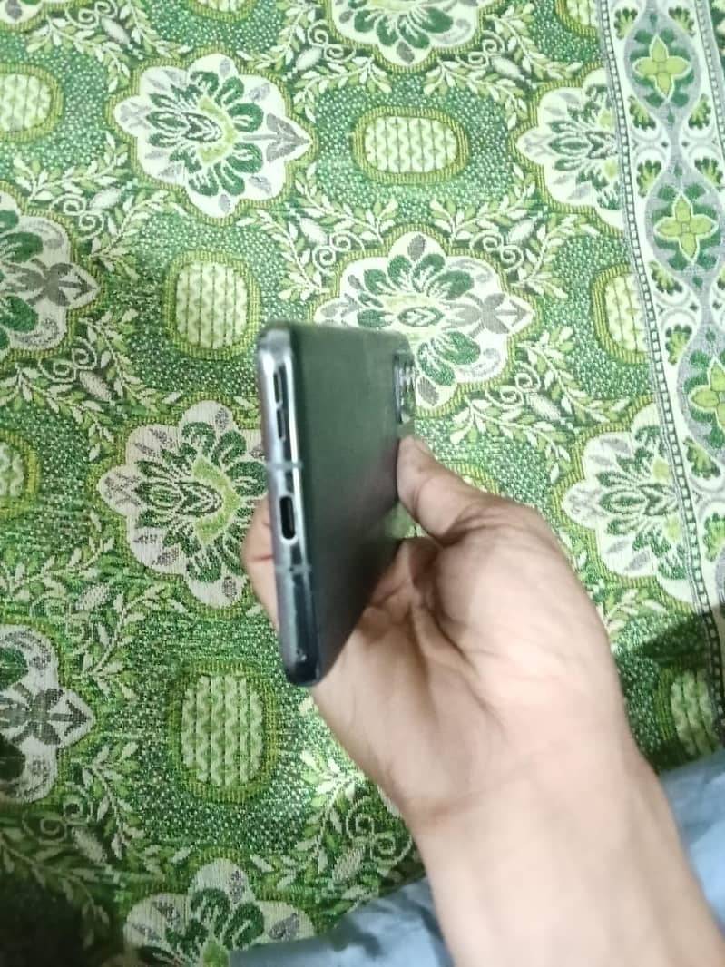 One Plus 9 Pro 4