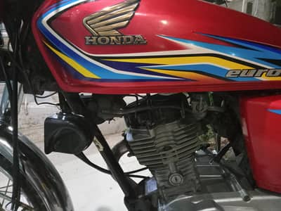 Honda cg 125 Karachi num 2018 model engine seild