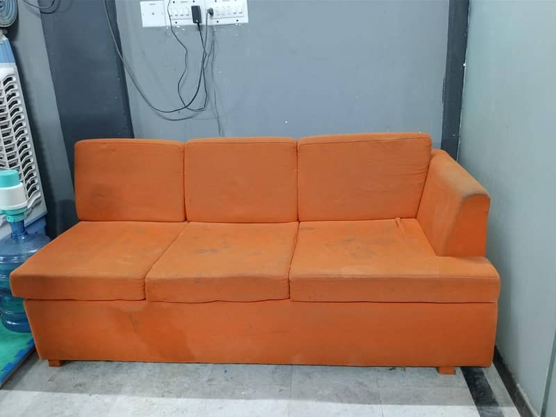 L shape sofa 0