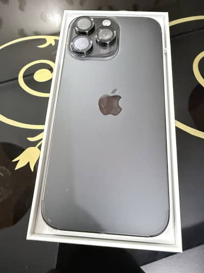 Apple iPhone 16 Pro Max