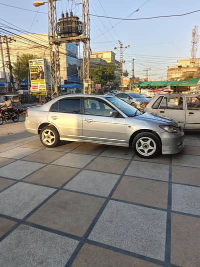 Honda Civic Oriel 2005