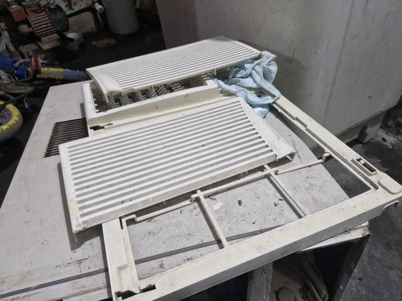 window ac 1