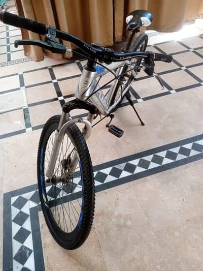 mountain bicycle for sale full size best condition03078126036