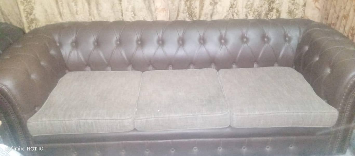 Dewan sofa 1