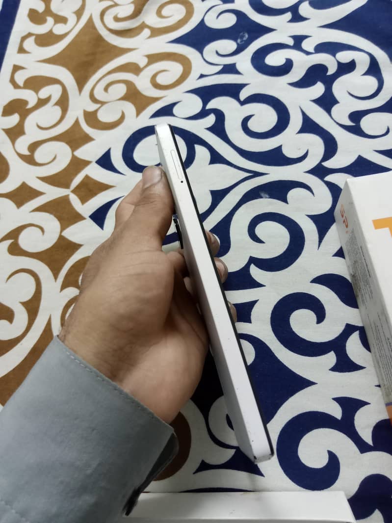 Tecno 10 pro 4