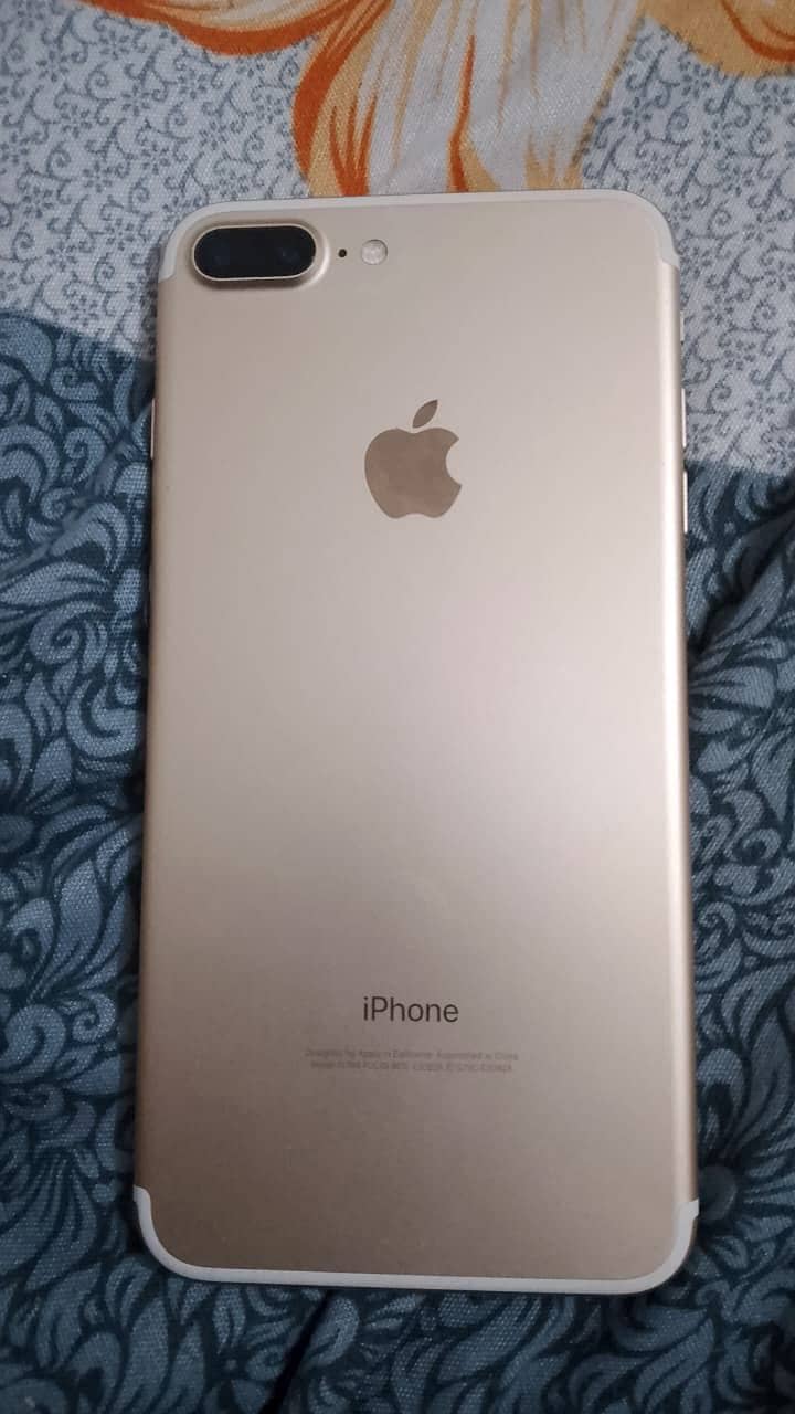 Apple iPhone 7 Plus 0