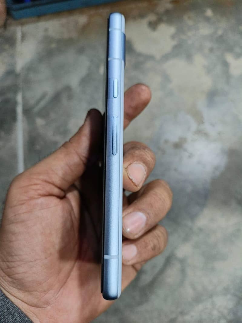 Google Pixel 7a 2