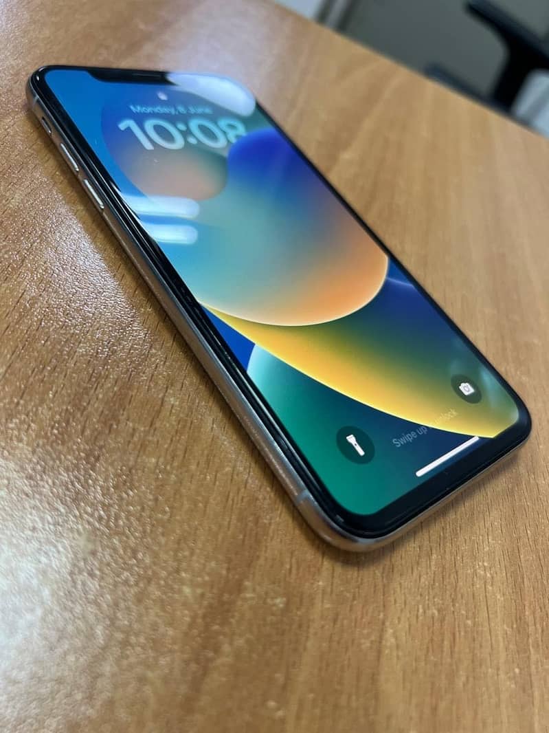 Apple iPhone X 0