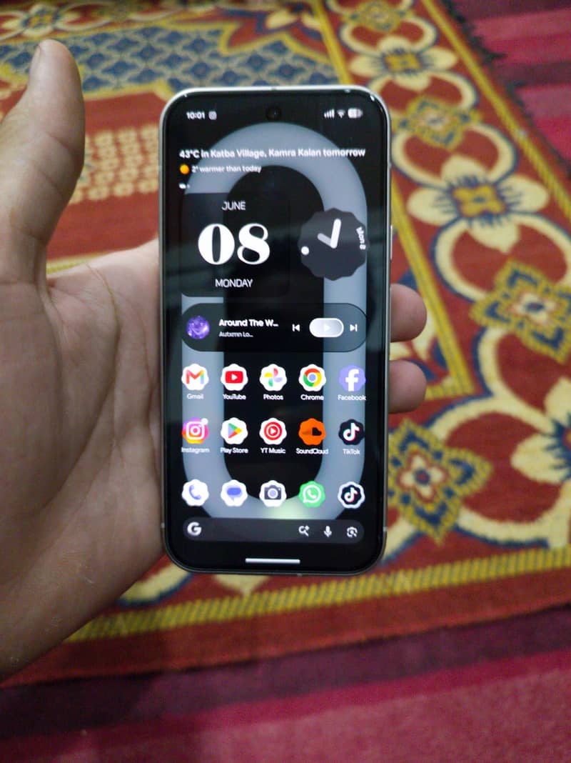 Google Pixel 9 3