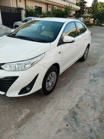 Toyota Yaris 2021 Gli Manual Transmission