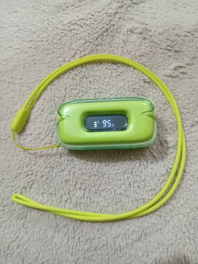 Air pods green color 10/10 condition