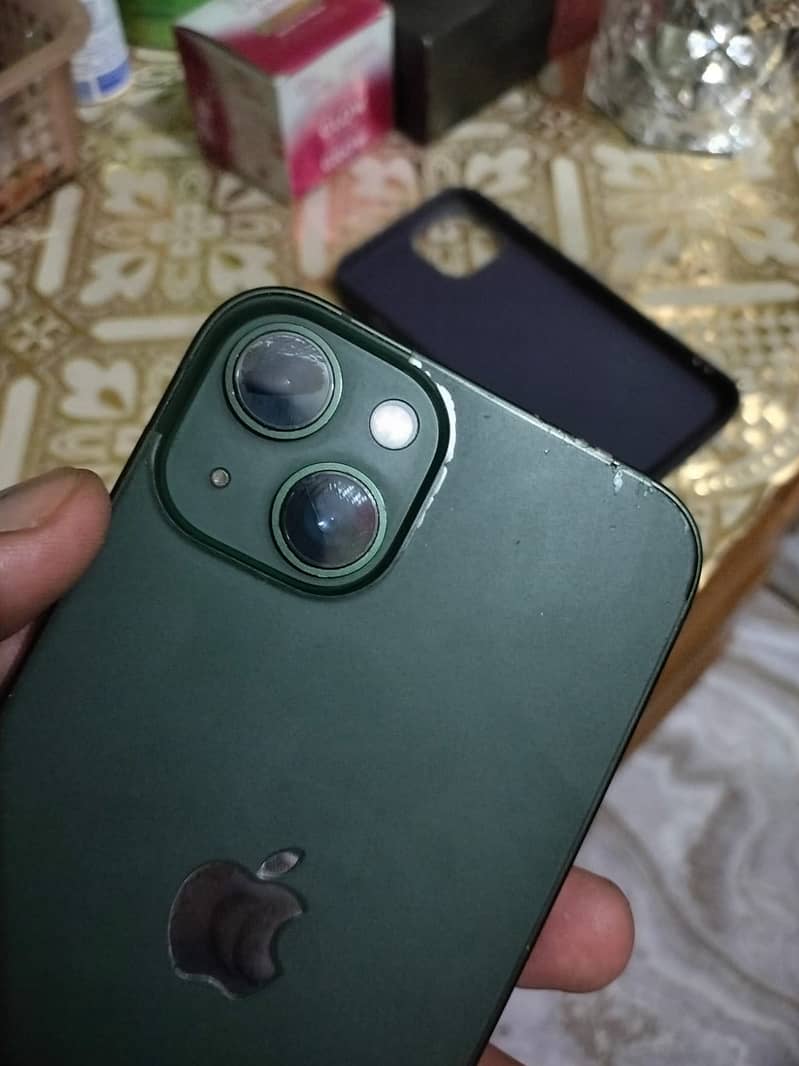 iPhone 13 5