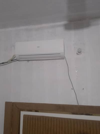 haier 1.5 ton ac 10/9 condition running condtio