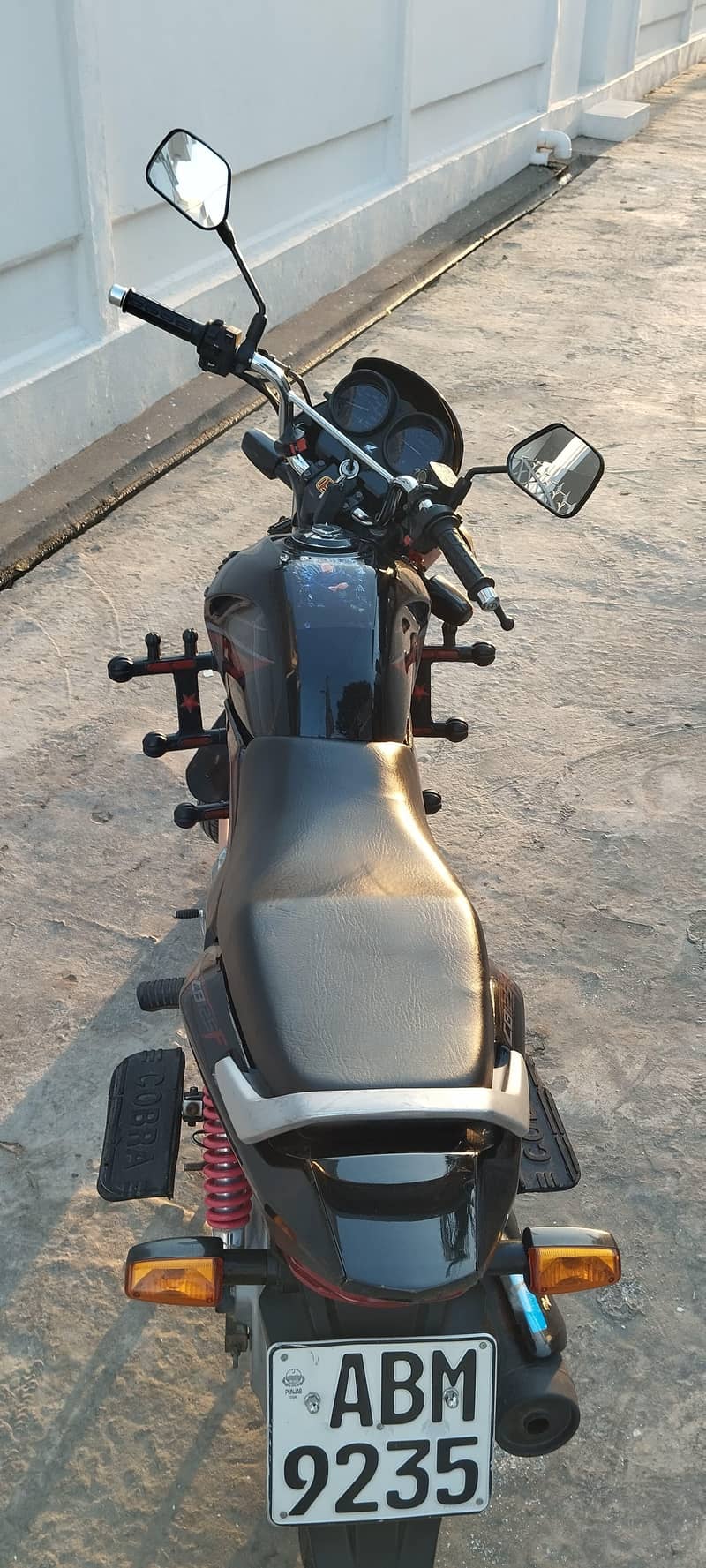 hunda cb125f 2