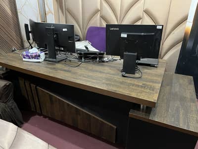 Executive Office/Computer Table