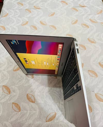 Macbook air core i5