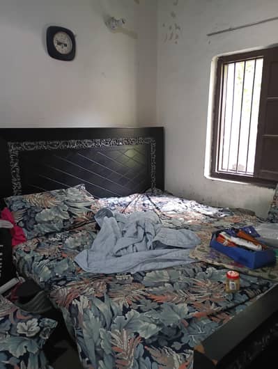 King Size Bed With Dressing Table