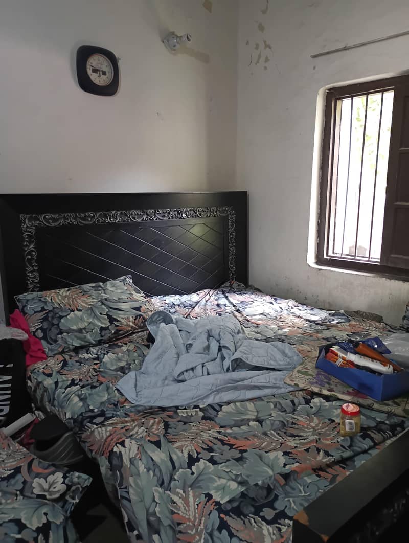 King Size Bed With Dressing Table 1
