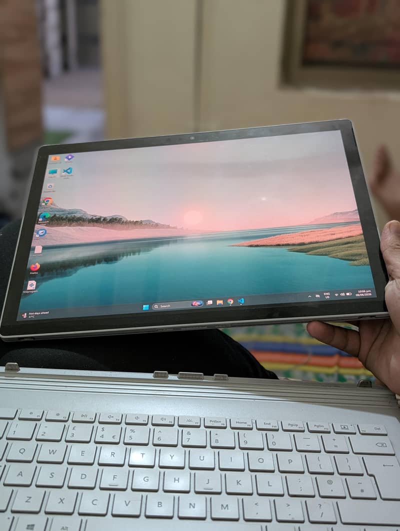 Microsoft Surface Book 2 2