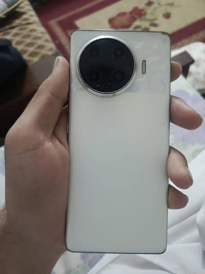 Tecno Spark 20 Pro Plus