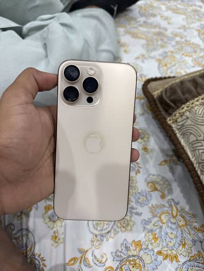 Apple iPhone 16 Pro Max