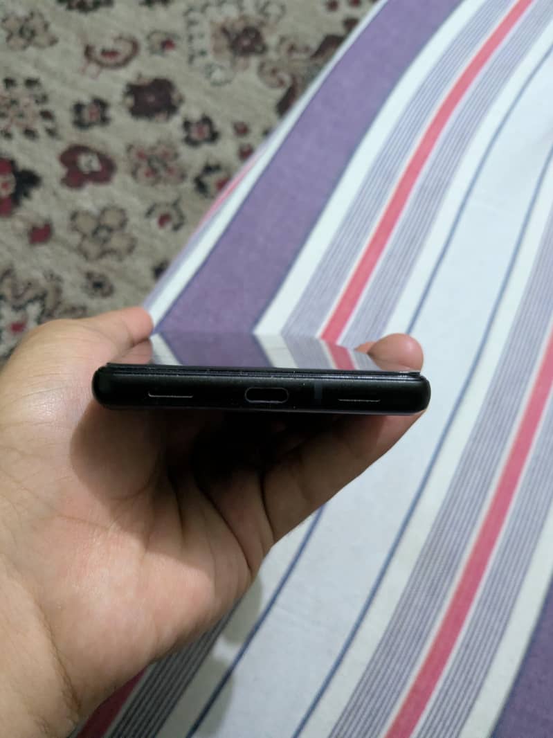 Google Pixel 6a 4