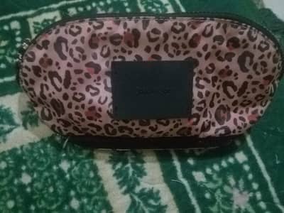 cosmetic bag from the Spanish fashion brand Jo & Mr.