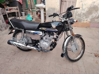 100% Genuine 125 SE for urgent sell